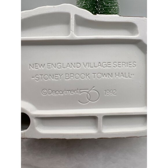 Dept 56 Christmas Village New England Series Stoney Brook Town Hall 1992 Holiday - Picture 8 of 10